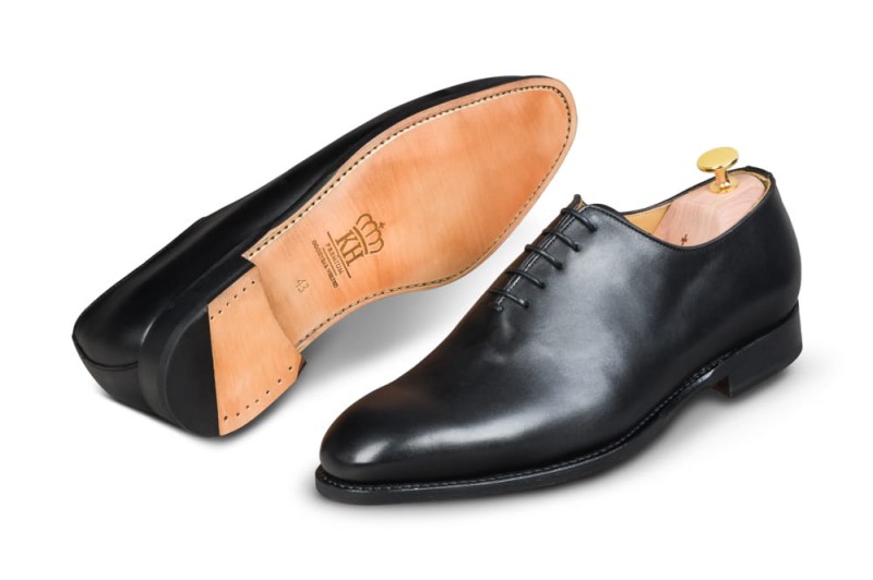 Černé WHOLECUT - Goodyear Welted